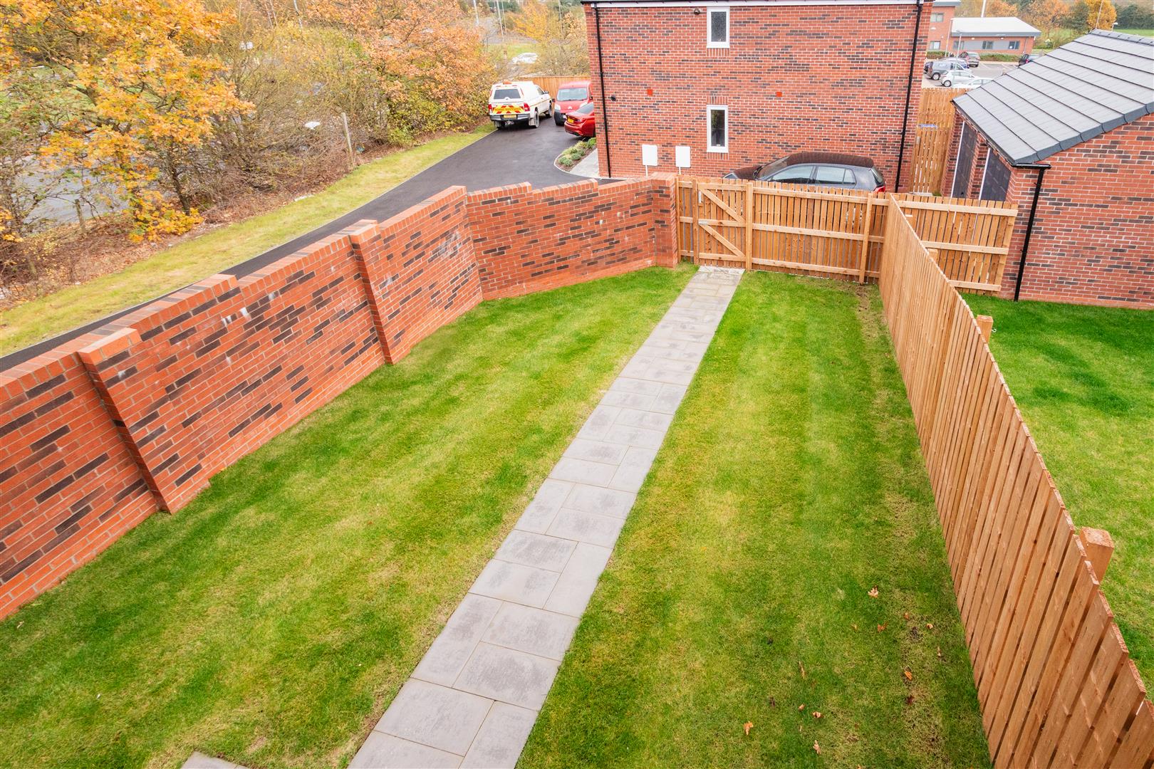 3 Bedroom House To Rent image 10